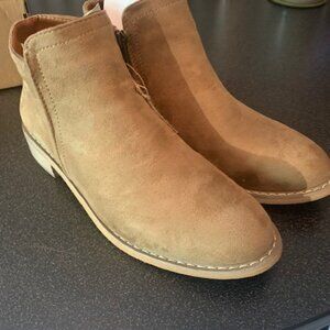 NWT - Tan Seven Ankle Booties!